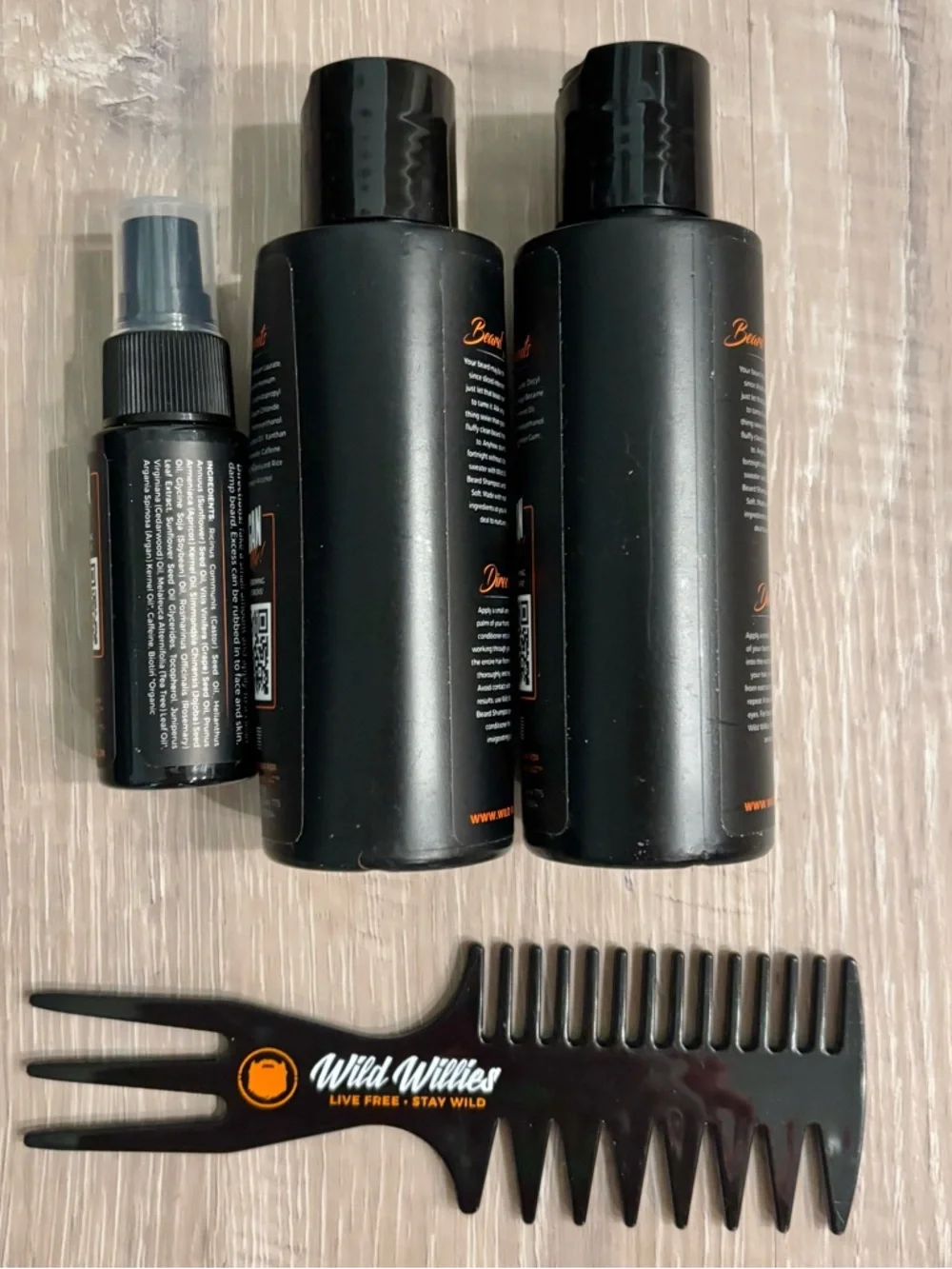 Wild Willies Beard Travel Set Camo Toiletry Bag Shampoo Serum Conditioner Comb